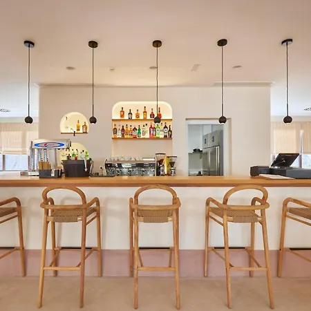 Cala Pola * Тосса-де-Мар