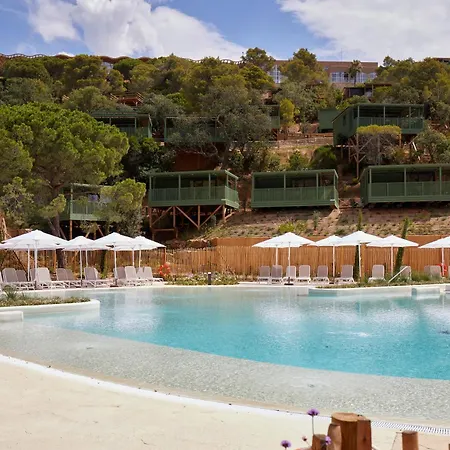 Cala Pola Кемпинг