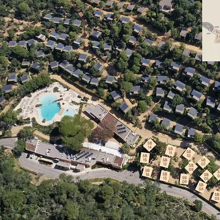 Cala Pola Кемпинг *